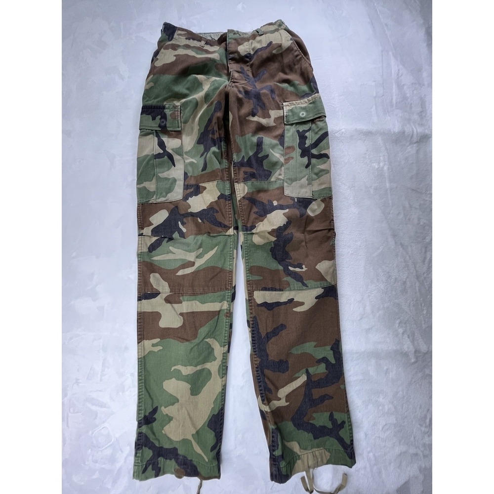 US Military Issue Small (28 x 33) Pants Woodland Camouflage Cargo Pants